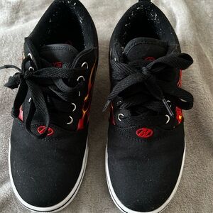 Heelys Black and Red Kids Shoes
